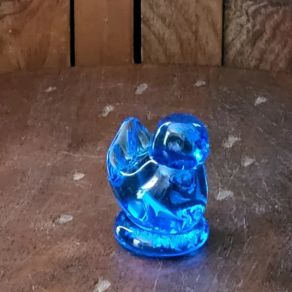 Mini Blue Glass Bird Figurine - Picture 3 of 13